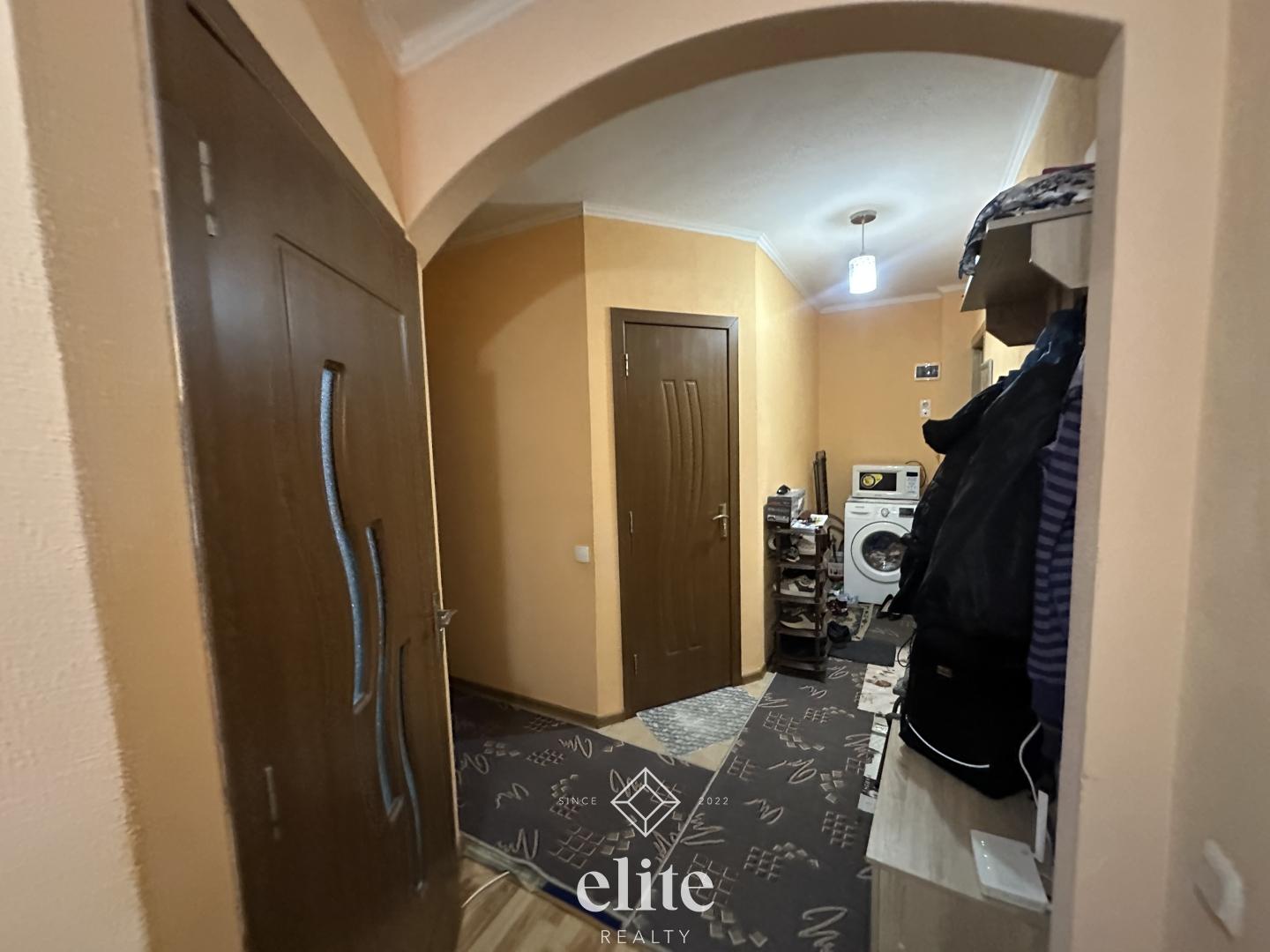 elite realty image