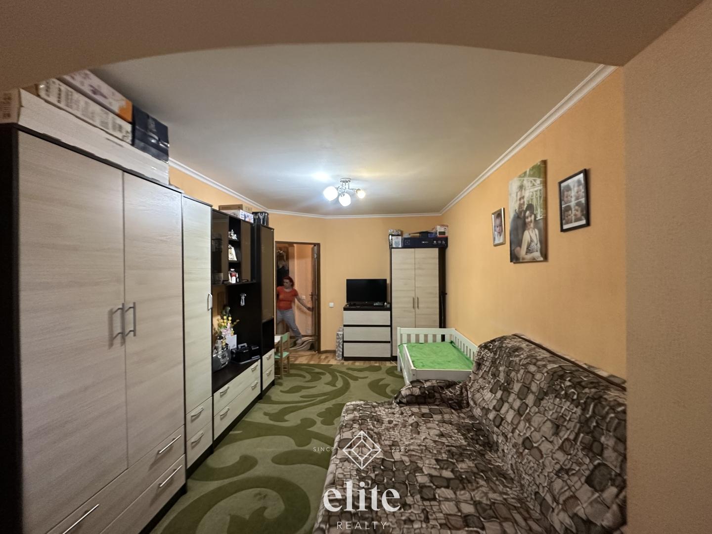 elite realty image