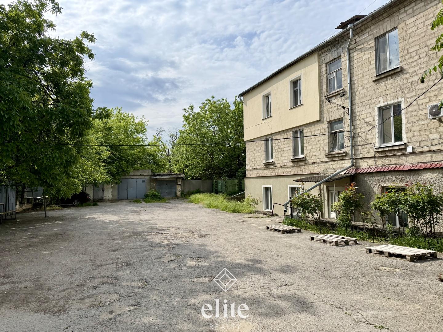 elite realty image