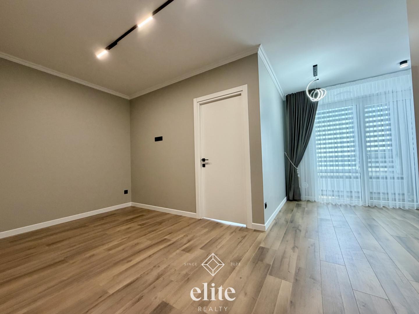 elite realty image