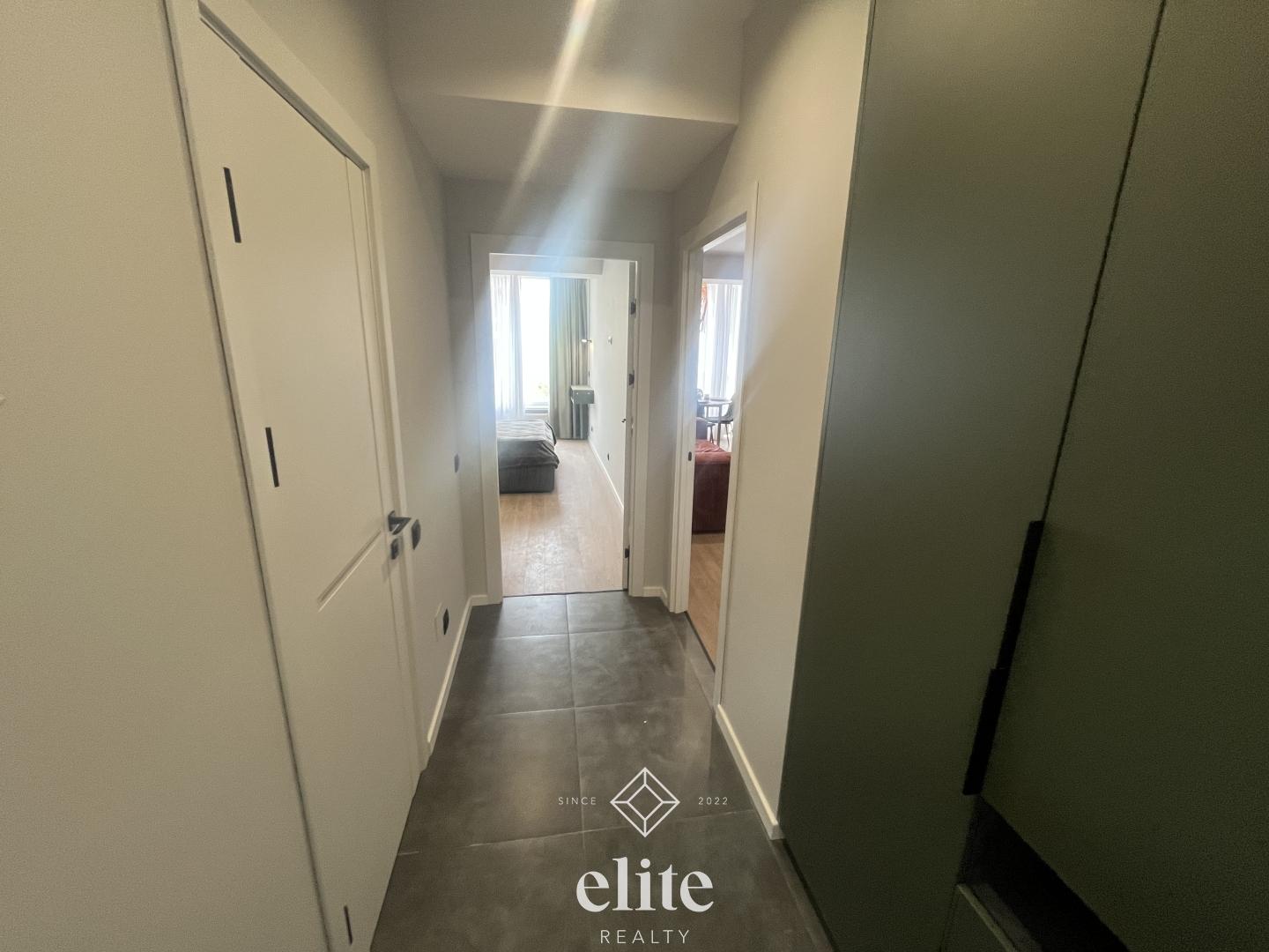 elite realty image