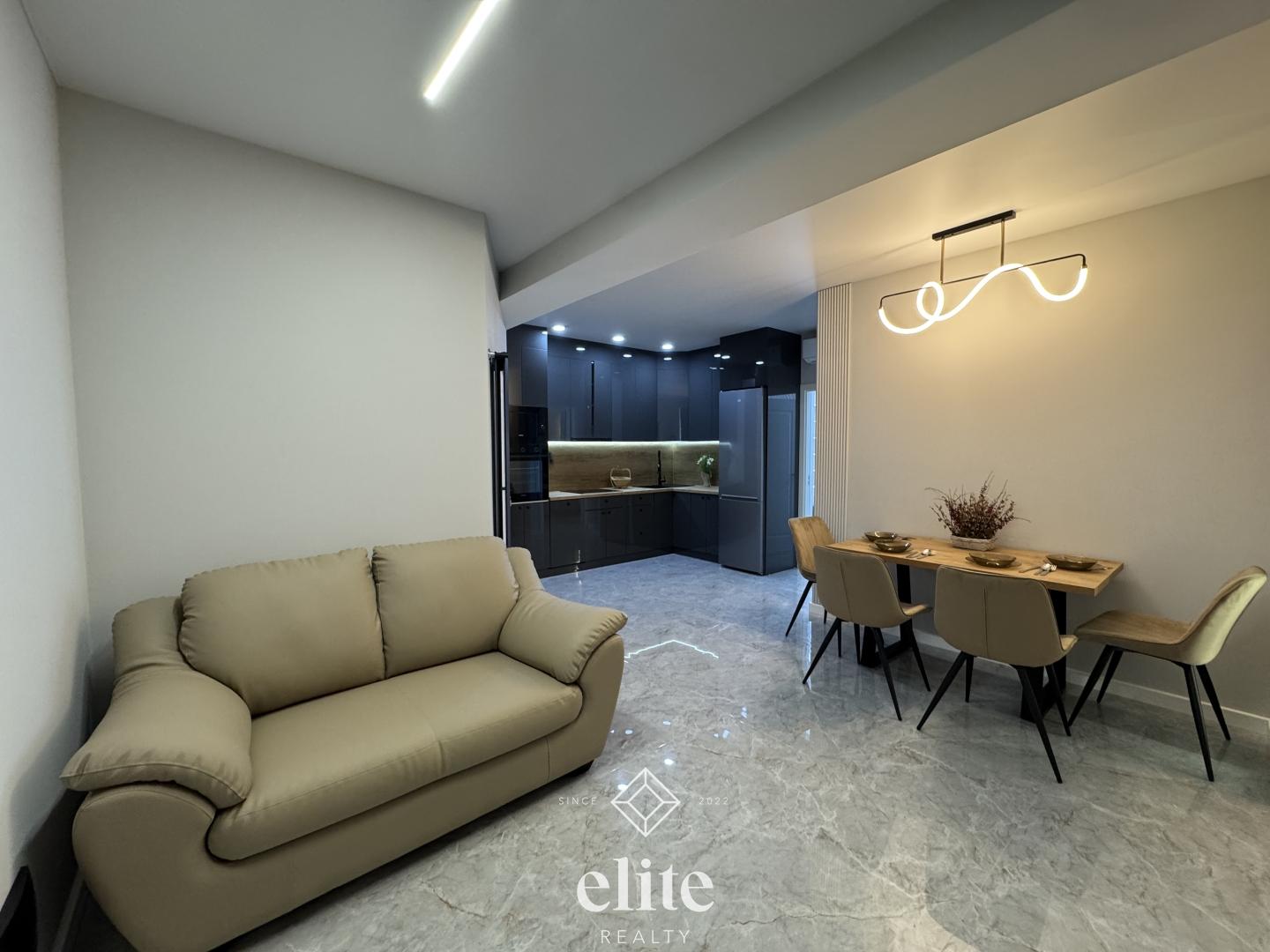 elite realty image