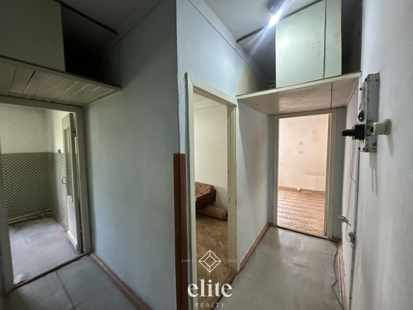 elite realty image