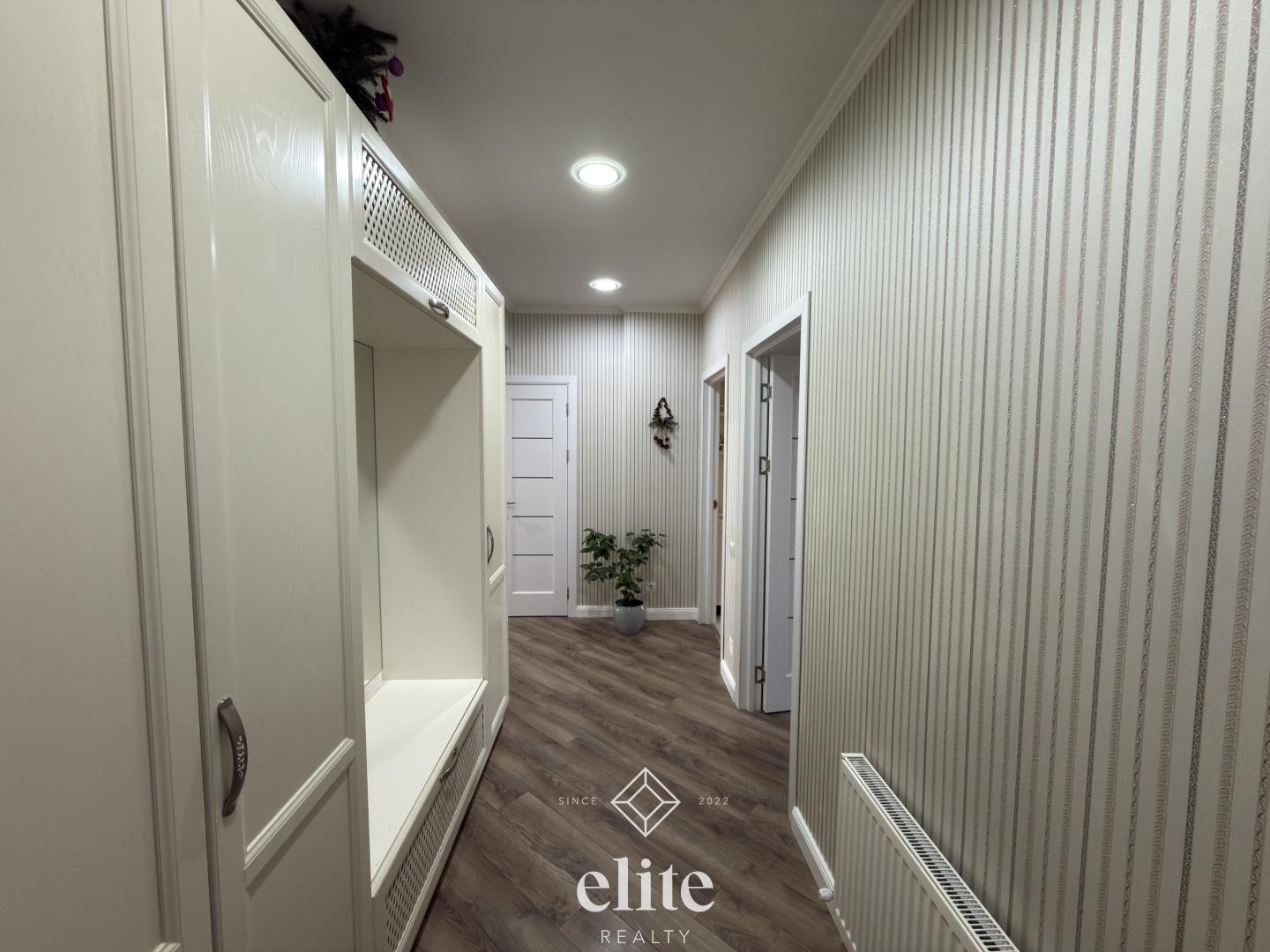 elite realty image
