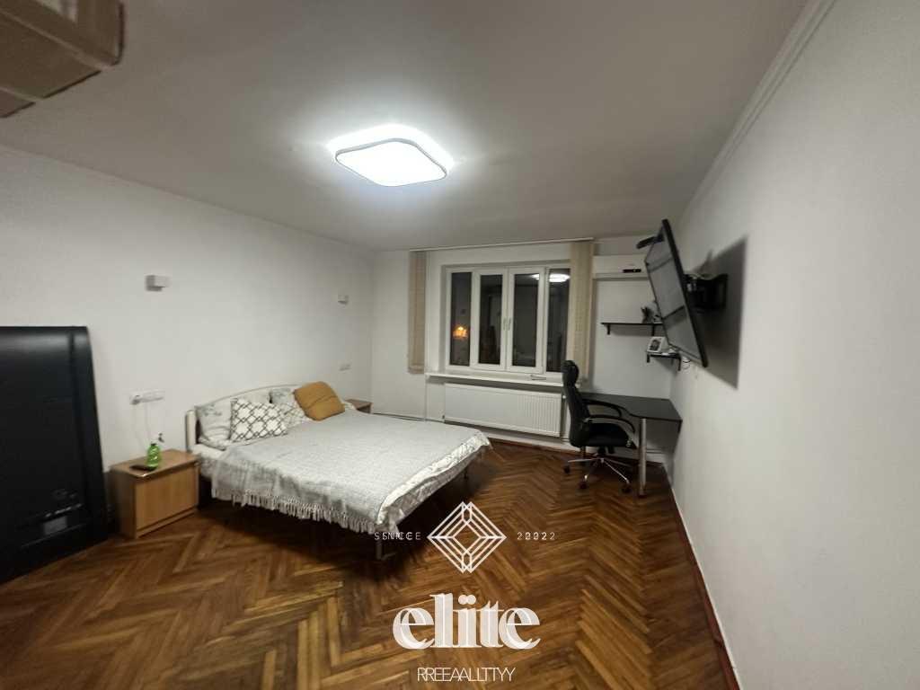 elite realty image