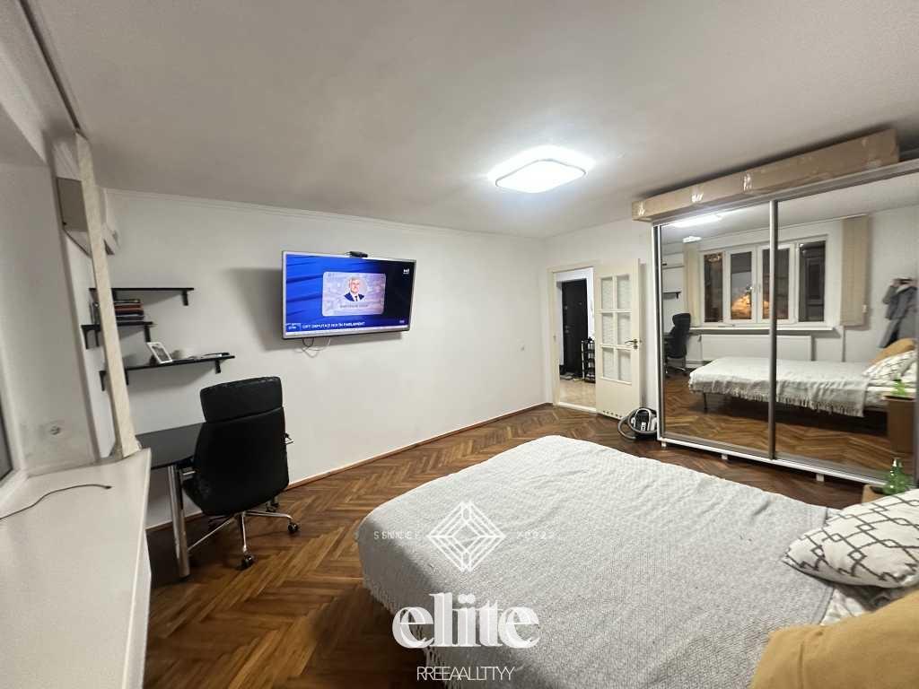 elite realty image