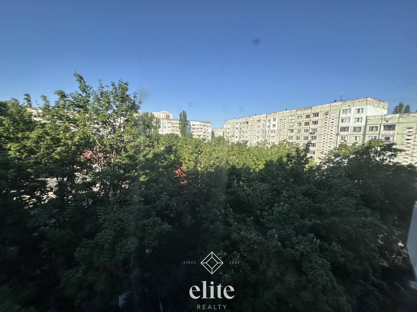 elite realty image