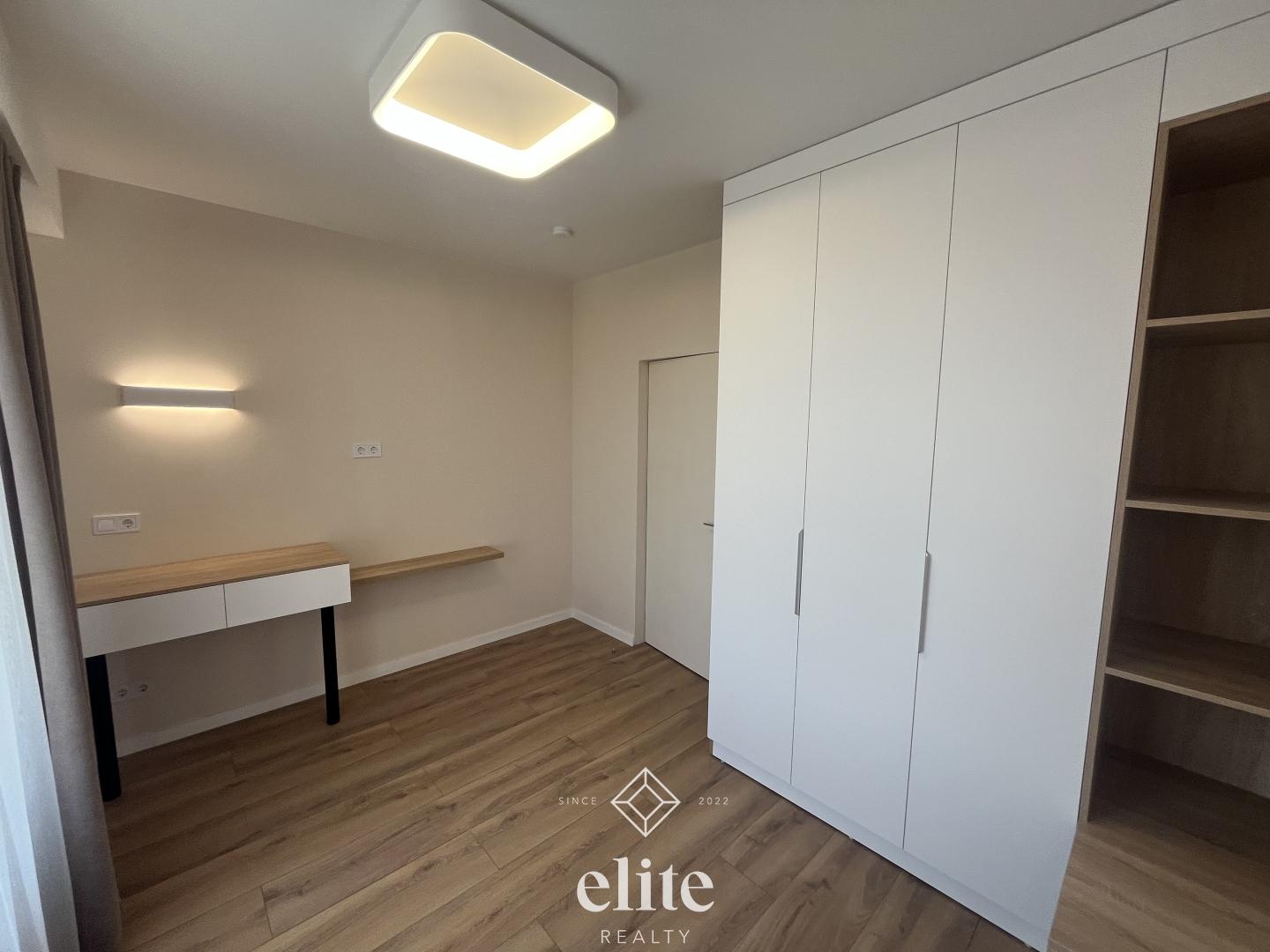elite realty image