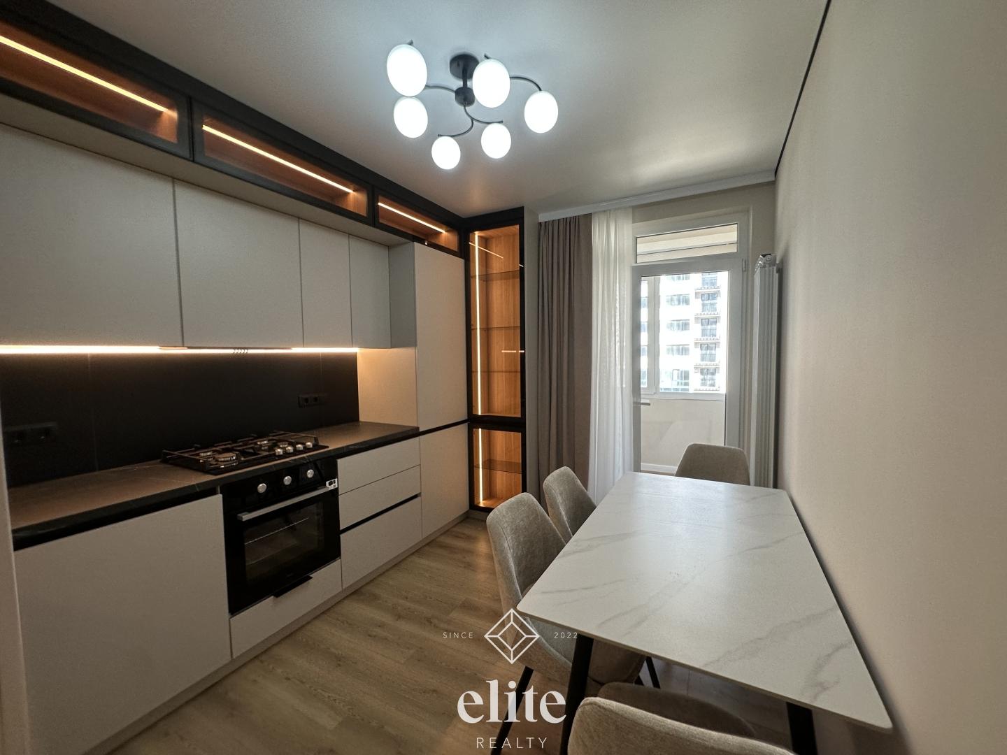 elite realty image