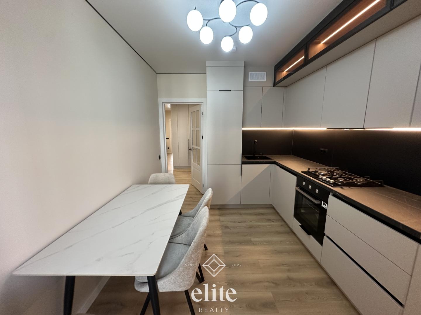 elite realty image