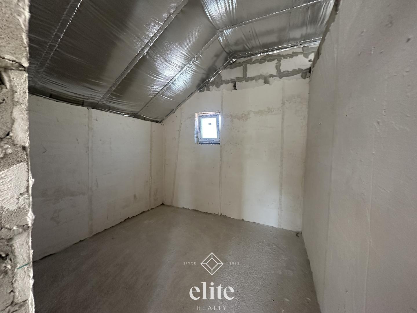 elite realty image