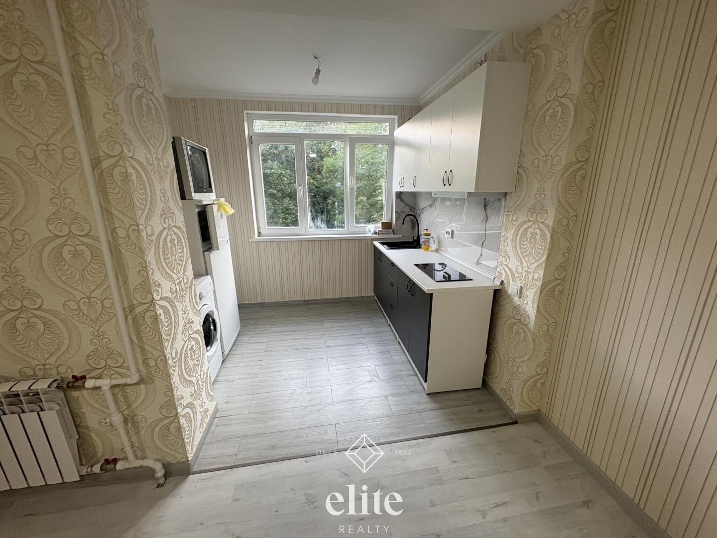 elite realty image