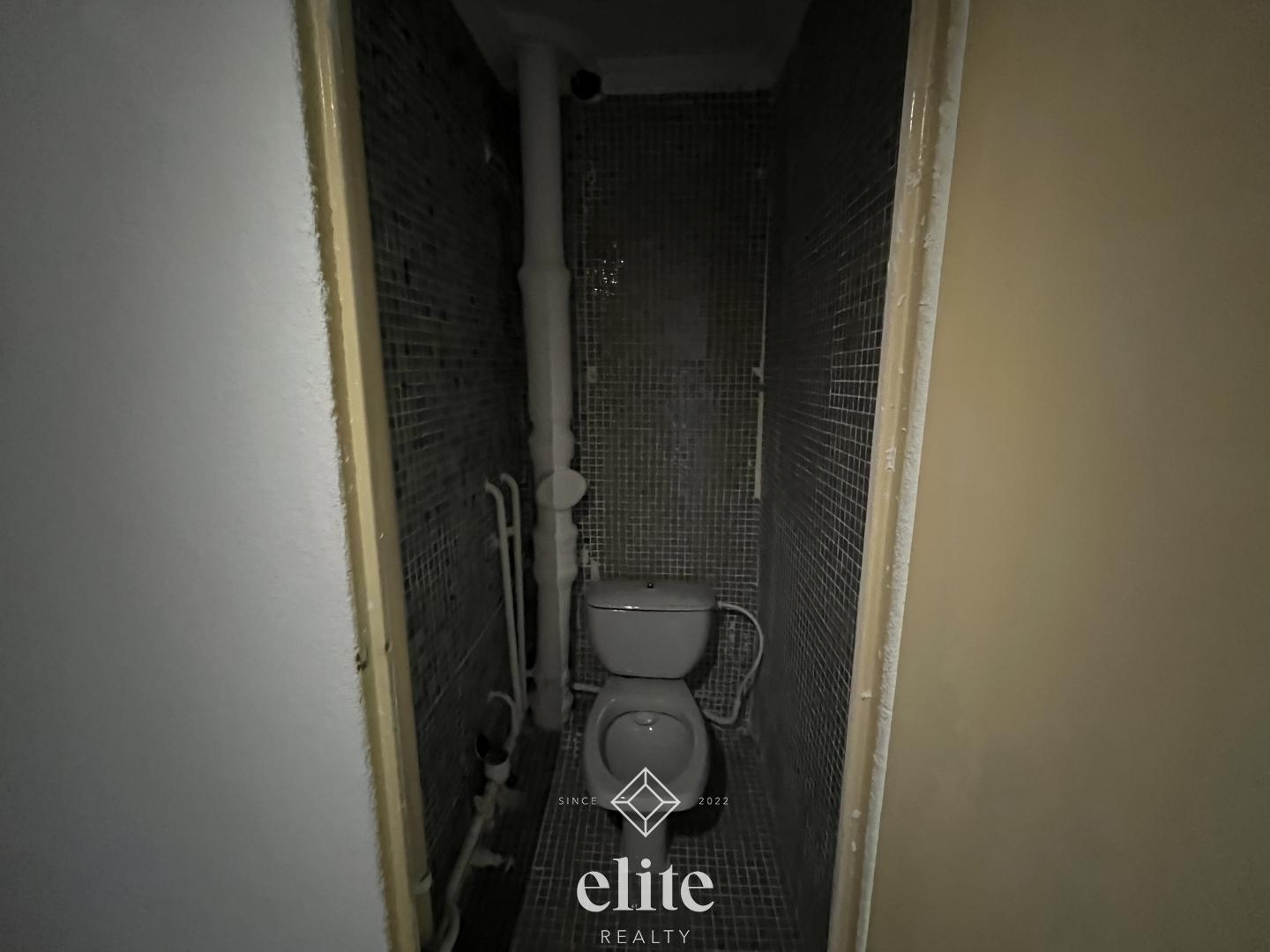 elite realty image