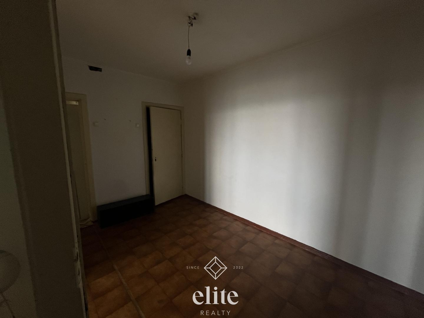elite realty image