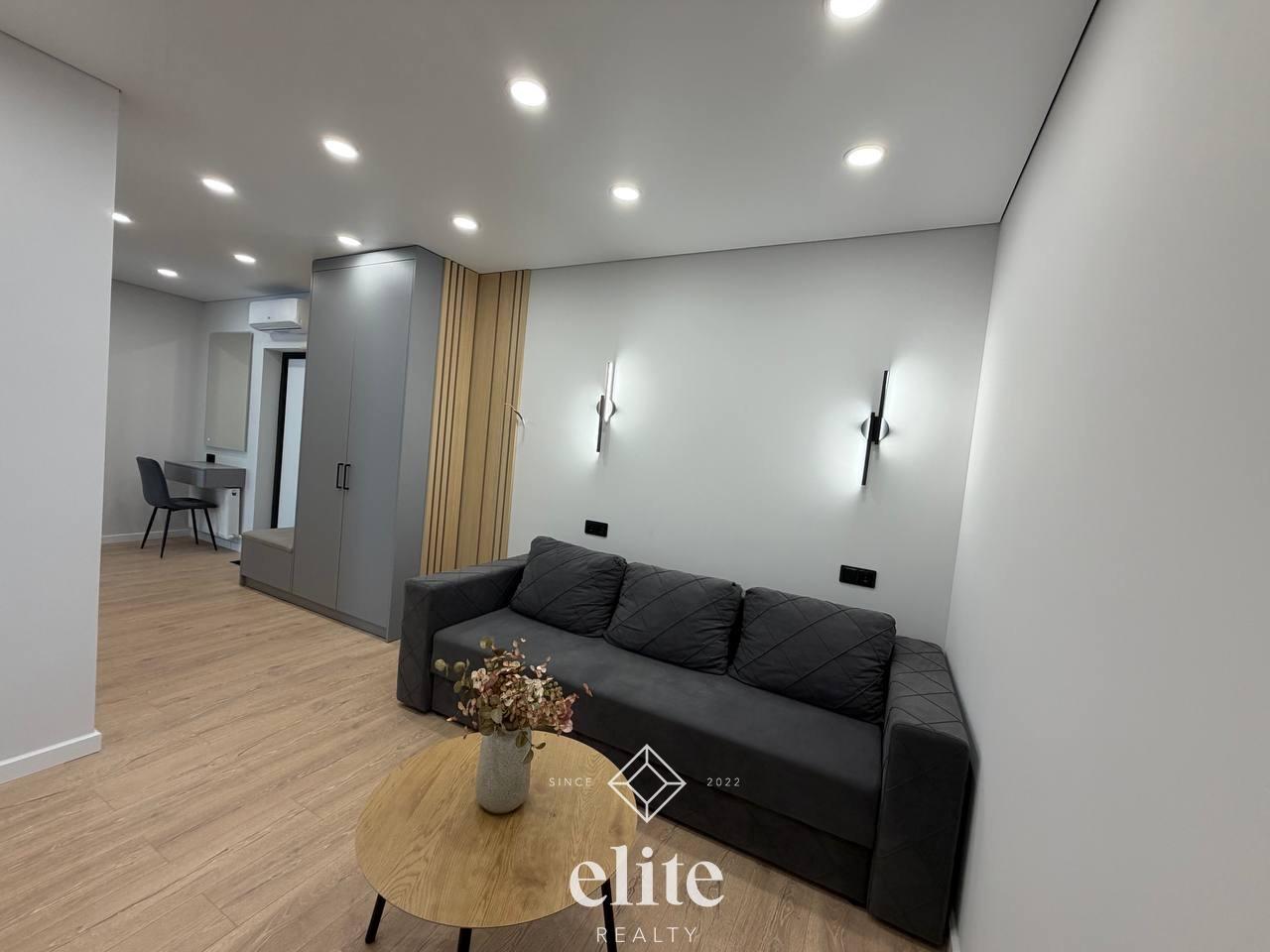 elite realty image