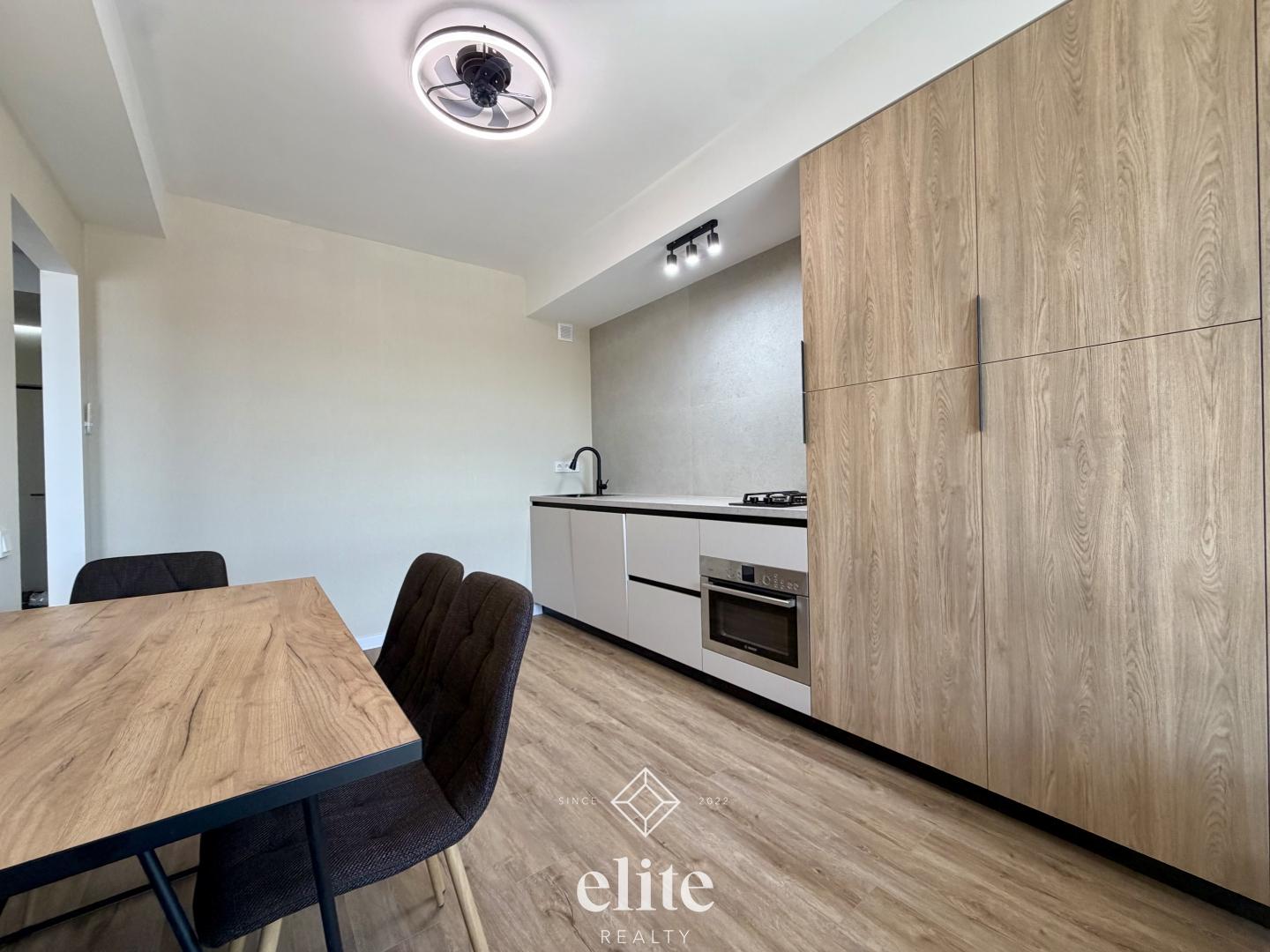 elite realty image