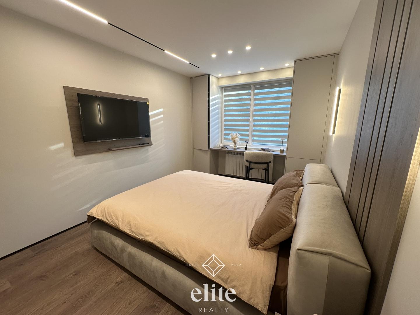 elite realty image