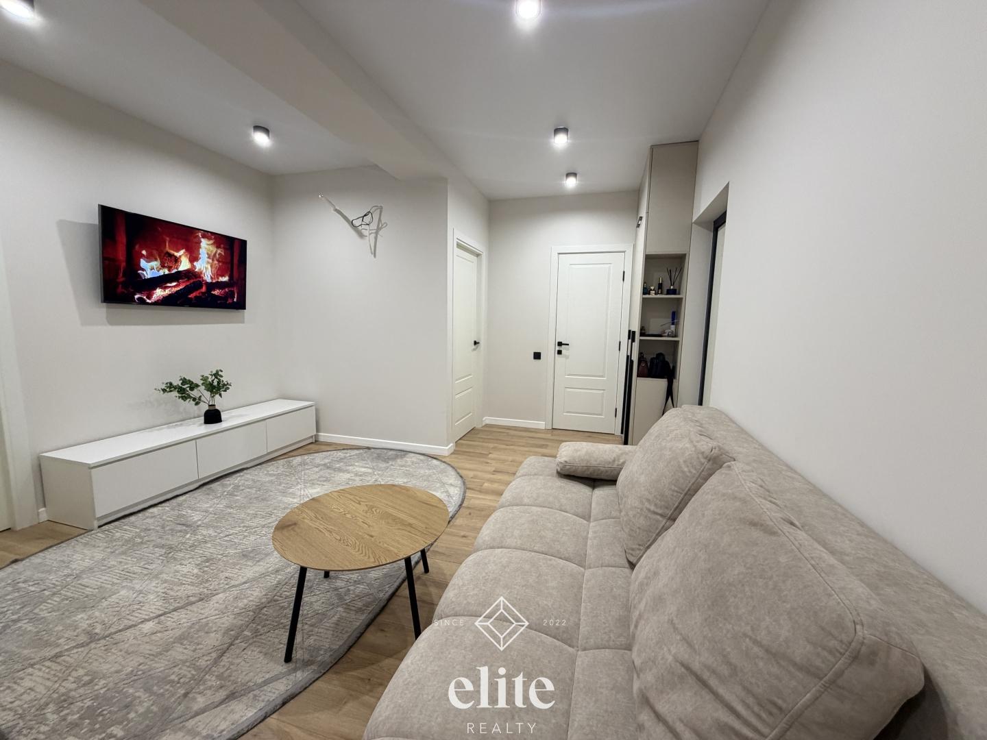 elite realty image
