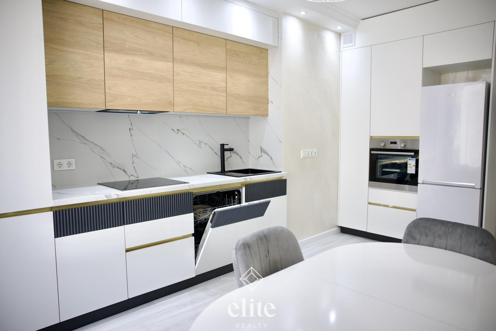 elite realty image