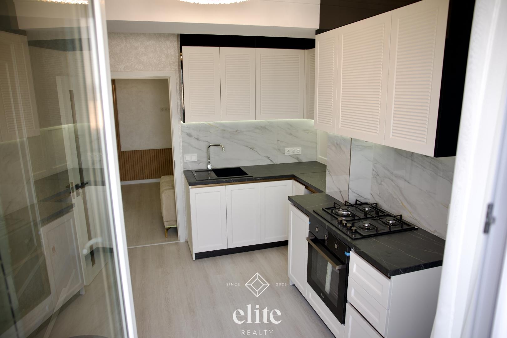 elite realty image
