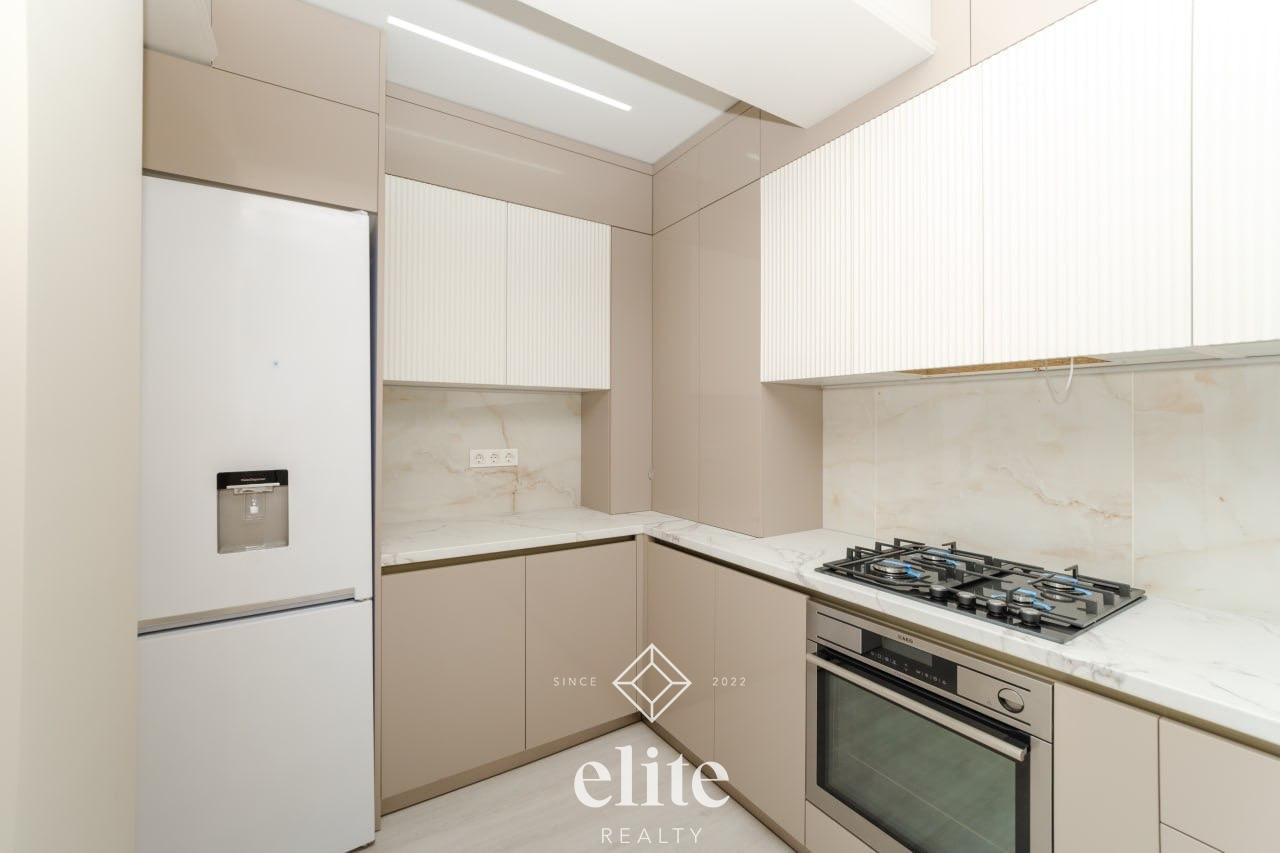 elite realty image
